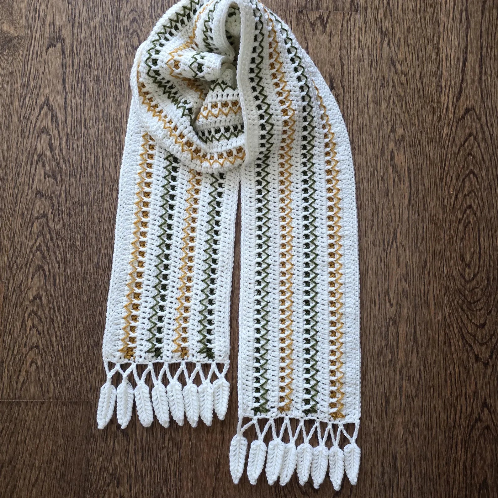 Crocheti 3 in 1 Scarf Beanie Fingerless Gloves Crochet Pattern - Versatile Winter Accessory